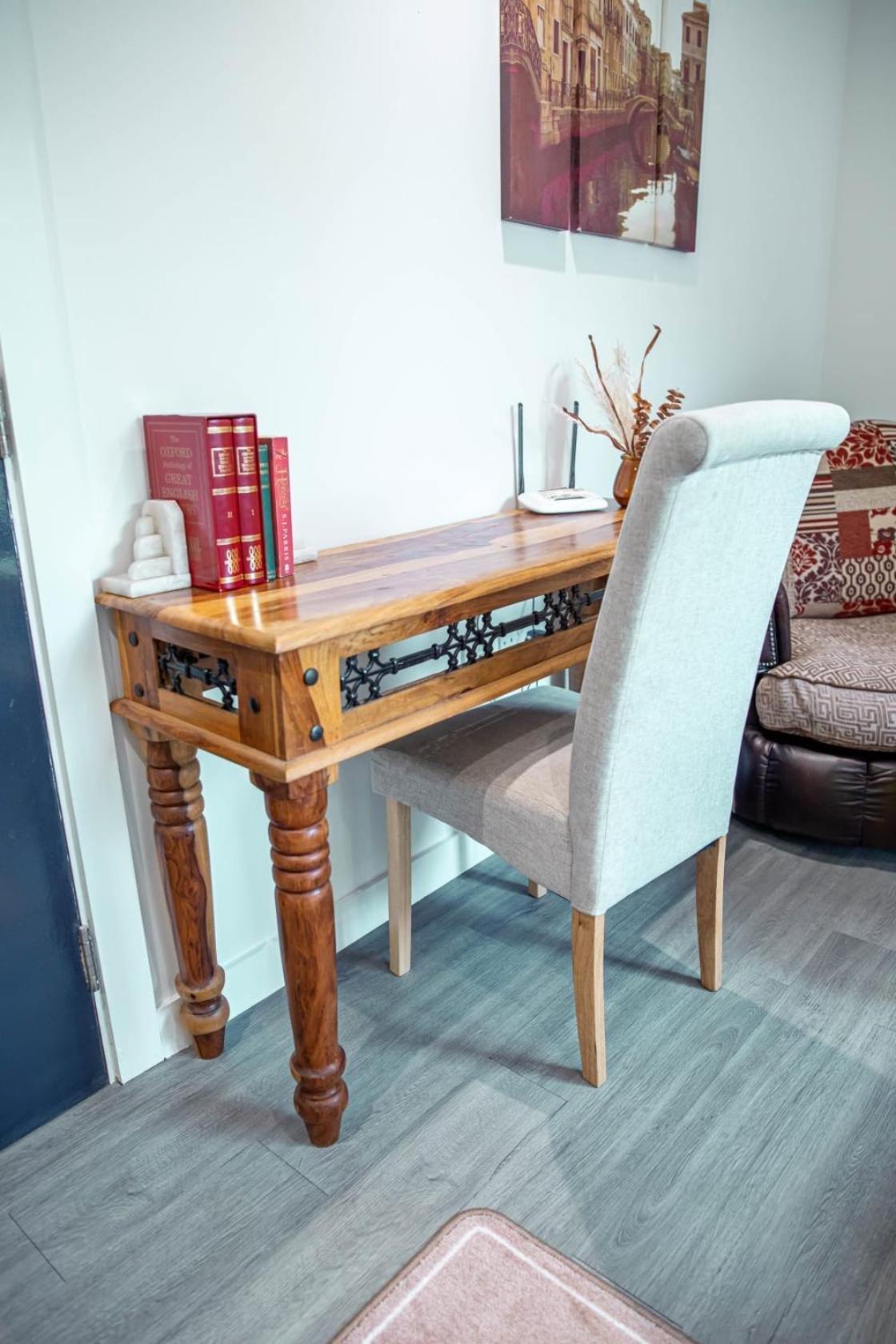 Corner Studio Apartment In Шефилд Экстерьер фото